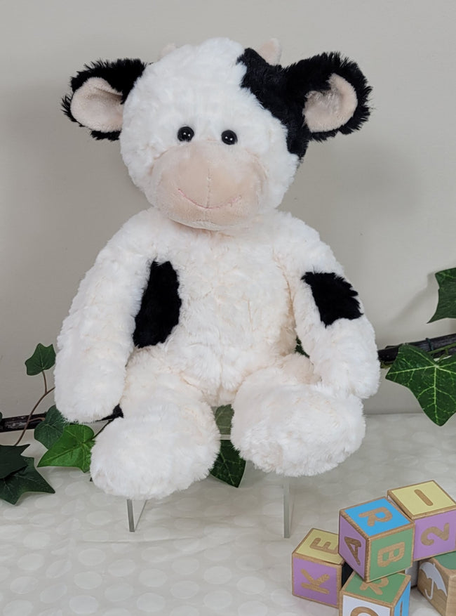 Petite Vous | Wilbur the Black & White Cow