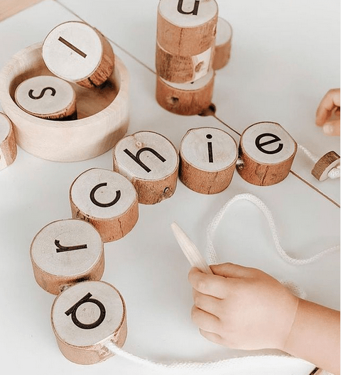 Qtoys | Alphabet Threading Set